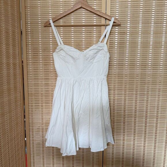 Reformation Dresses & Skirts - Reformation mini dress
